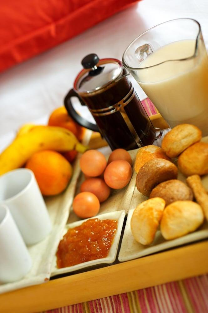 Pefka Hotel Солун Екстериор снимка