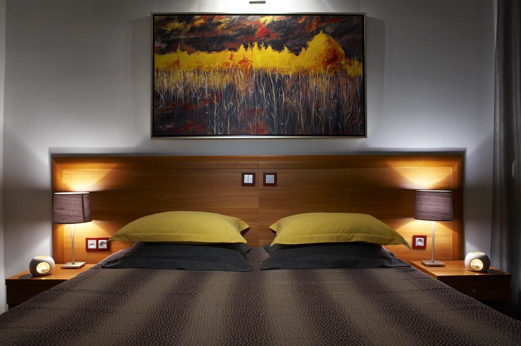 Pefka Hotel Солун Екстериор снимка